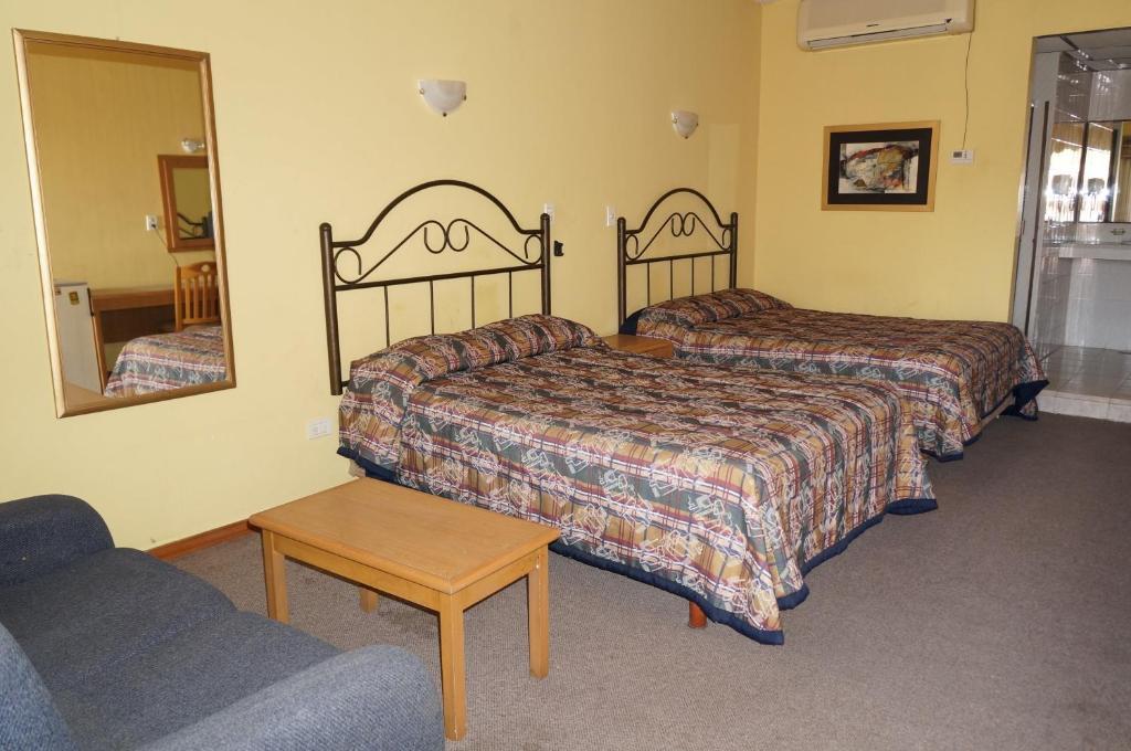 Maria Luisa Inn & Suites Juarez  Ngoại thất bức ảnh